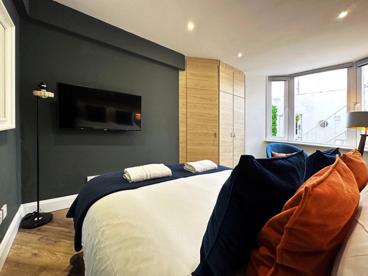 Liam Place Near Hyde Park - 1 Double Bed, 1 Sofa Bed, Spacious Apartment, Private Entrance ลอนดอน ภายนอก รูปภาพ