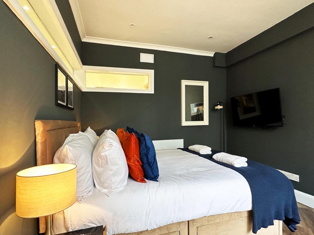 Liam Place Near Hyde Park - 1 Double Bed, 1 Sofa Bed, Spacious Apartment, Private Entrance ลอนดอน ภายนอก รูปภาพ
