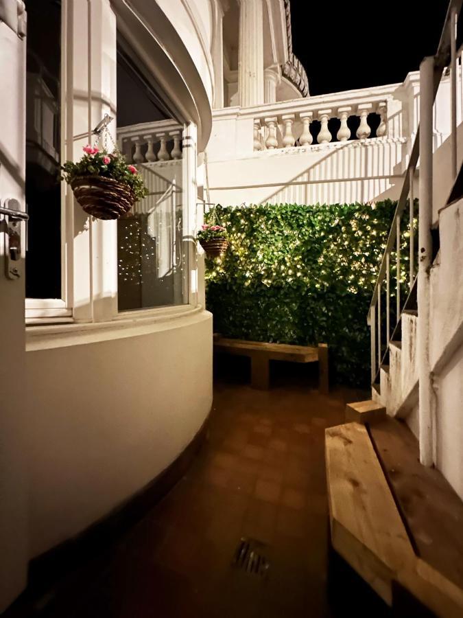 Liam Place Near Hyde Park - 1 Double Bed, 1 Sofa Bed, Spacious Apartment, Private Entrance ลอนดอน ภายนอก รูปภาพ