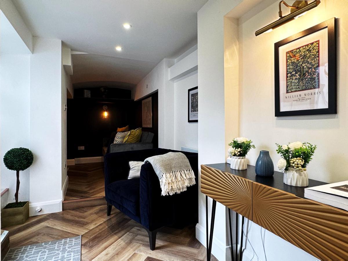 Liam Place Near Hyde Park - 1 Double Bed, 1 Sofa Bed, Spacious Apartment, Private Entrance ลอนดอน ภายนอก รูปภาพ
