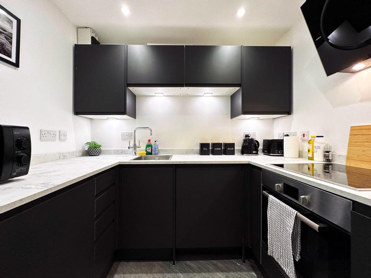 Liam Place Near Hyde Park - 1 Double Bed, 1 Sofa Bed, Spacious Apartment, Private Entrance ลอนดอน ภายนอก รูปภาพ