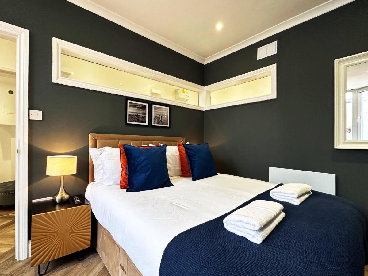 Liam Place Near Hyde Park - 1 Double Bed, 1 Sofa Bed, Spacious Apartment, Private Entrance ลอนดอน ภายนอก รูปภาพ
