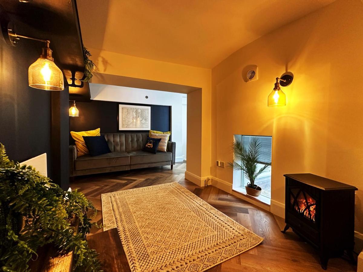 Liam Place Near Hyde Park - 1 Double Bed, 1 Sofa Bed, Spacious Apartment, Private Entrance ลอนดอน ภายนอก รูปภาพ